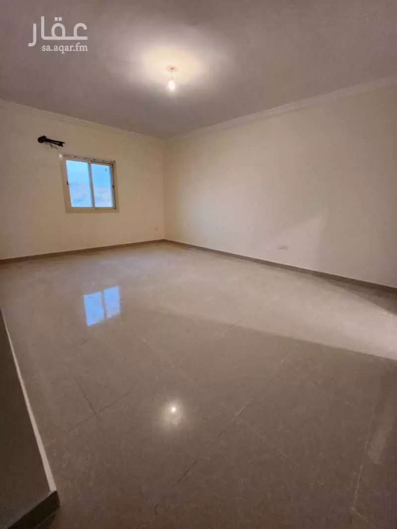 شقة 5 غرف في الحمراء و ام الجود 3