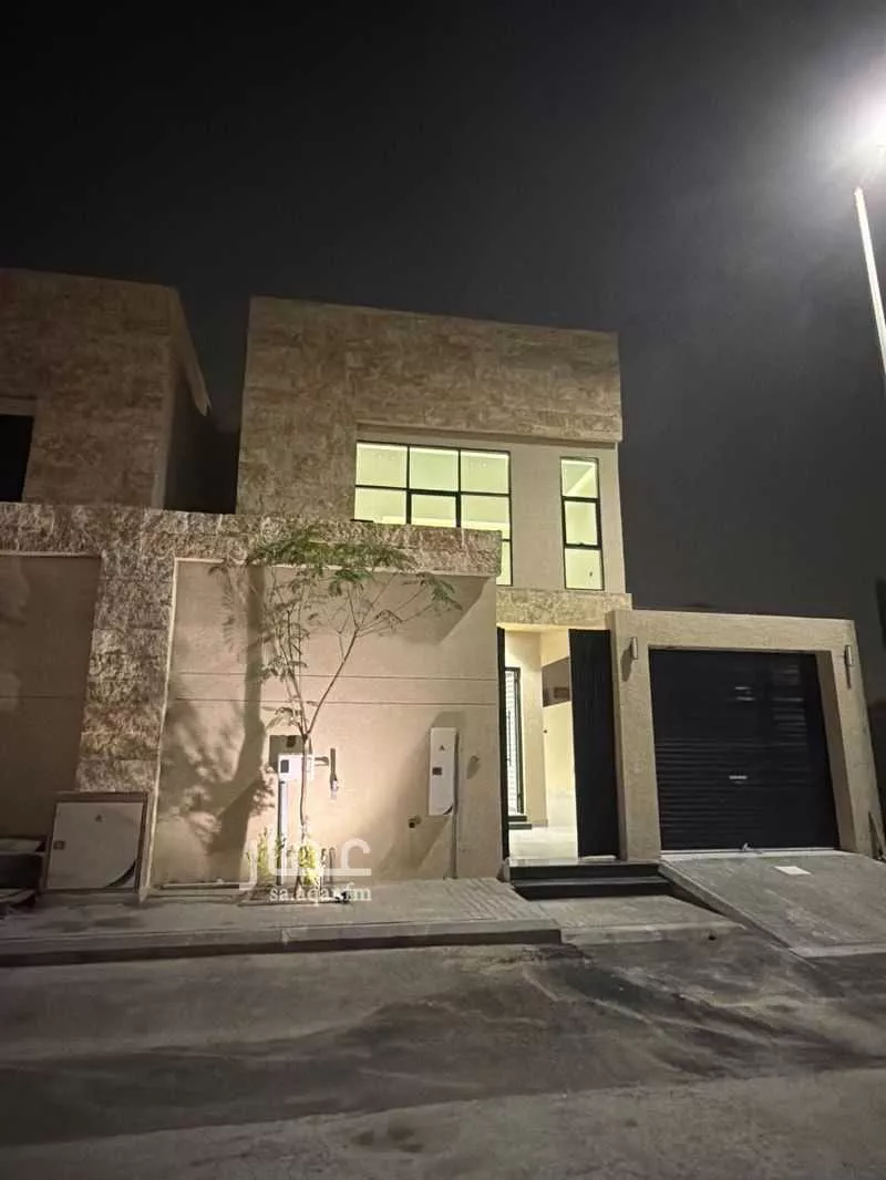 فيلا 8 غرف في ضاحية الملك فهد 3