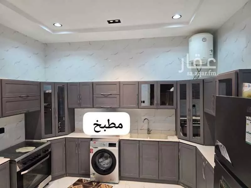 فيلا 9 غرف في بدر 4