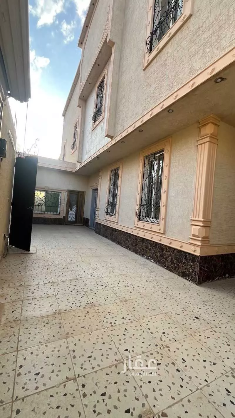 فيلا 12 غرف في الرمال 4