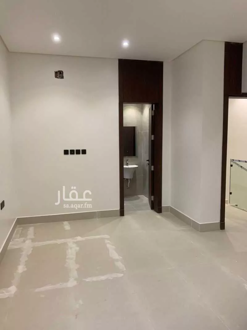 6 bedroom villa in Al Yarmouk, Riyadh 7