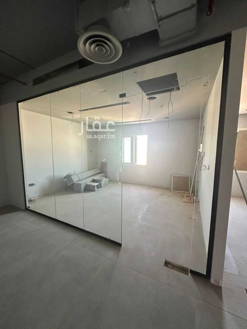 5 bedroom office in Al Olaya, Riyadh 4