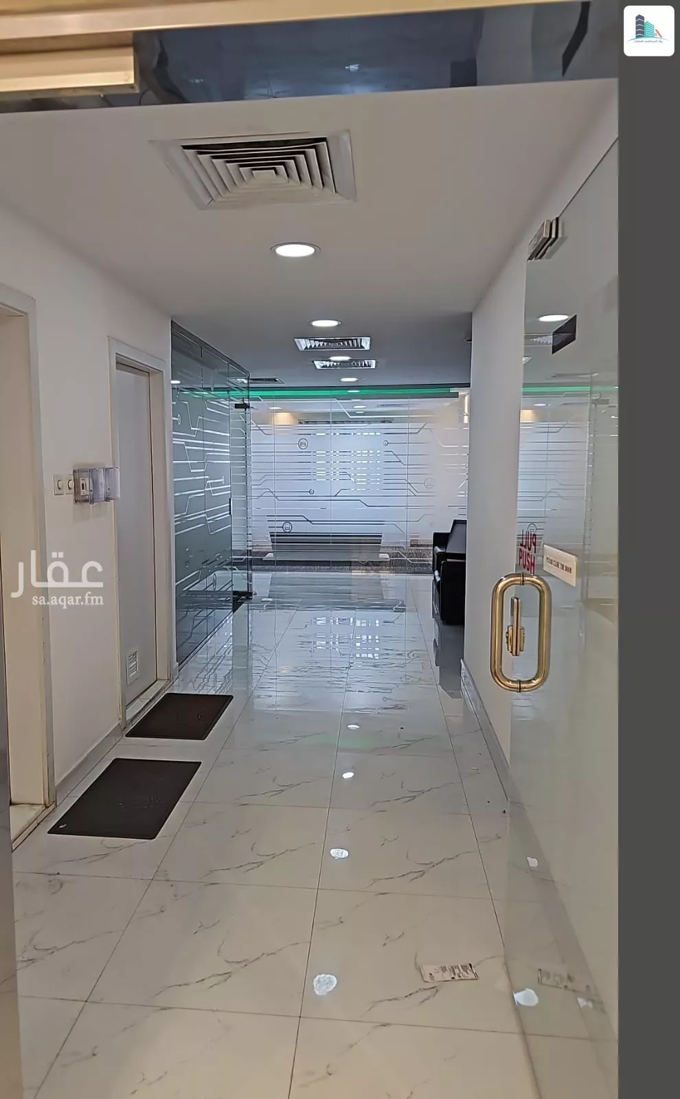 مكتب 2160 م² في العليا 4