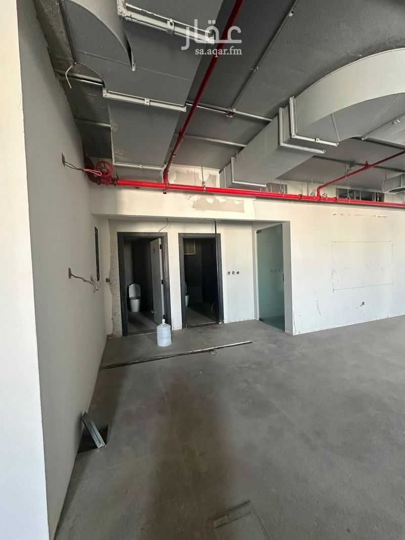 5 bedroom office in Al Olaya, Riyadh 8