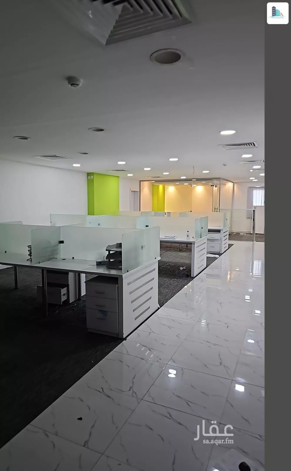 مكتب 2160 م² في العليا 1