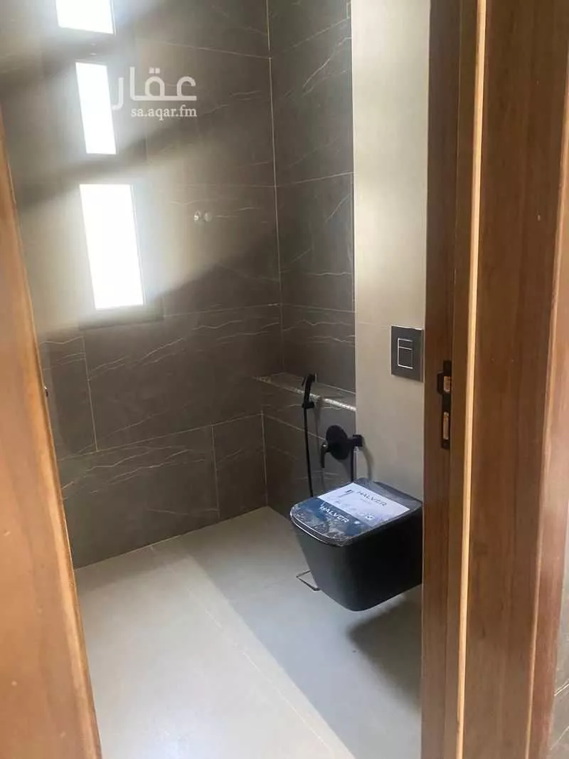 دور 5 غرف في العريجاء الغربية 5