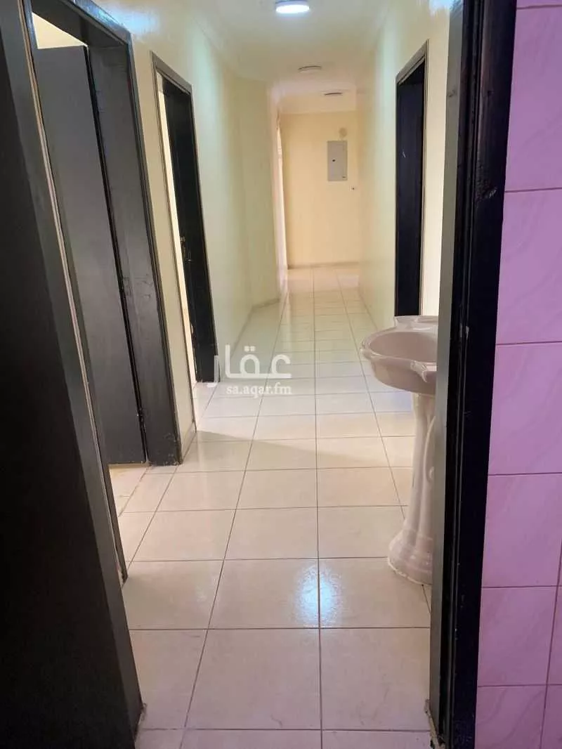 شقة 5 غرف في النظيم 1