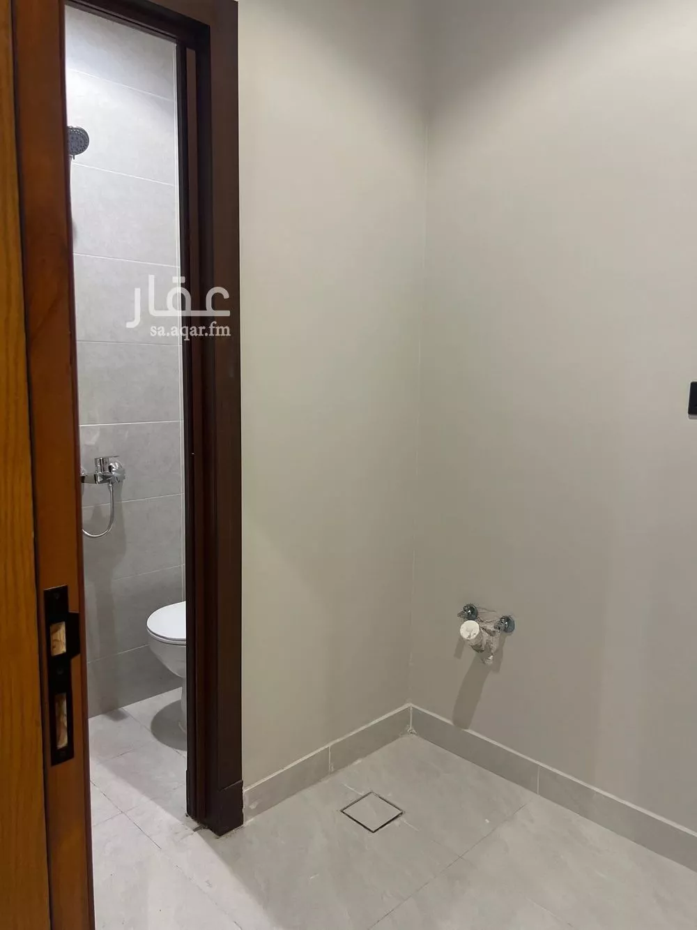 شقة 3 غرف في النزهة 5