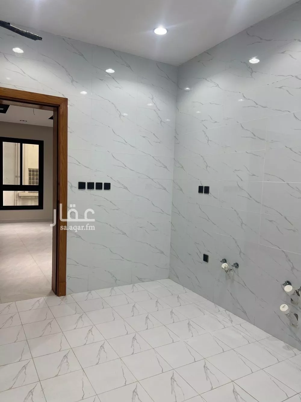 شقة 3 غرف في النزهة 4