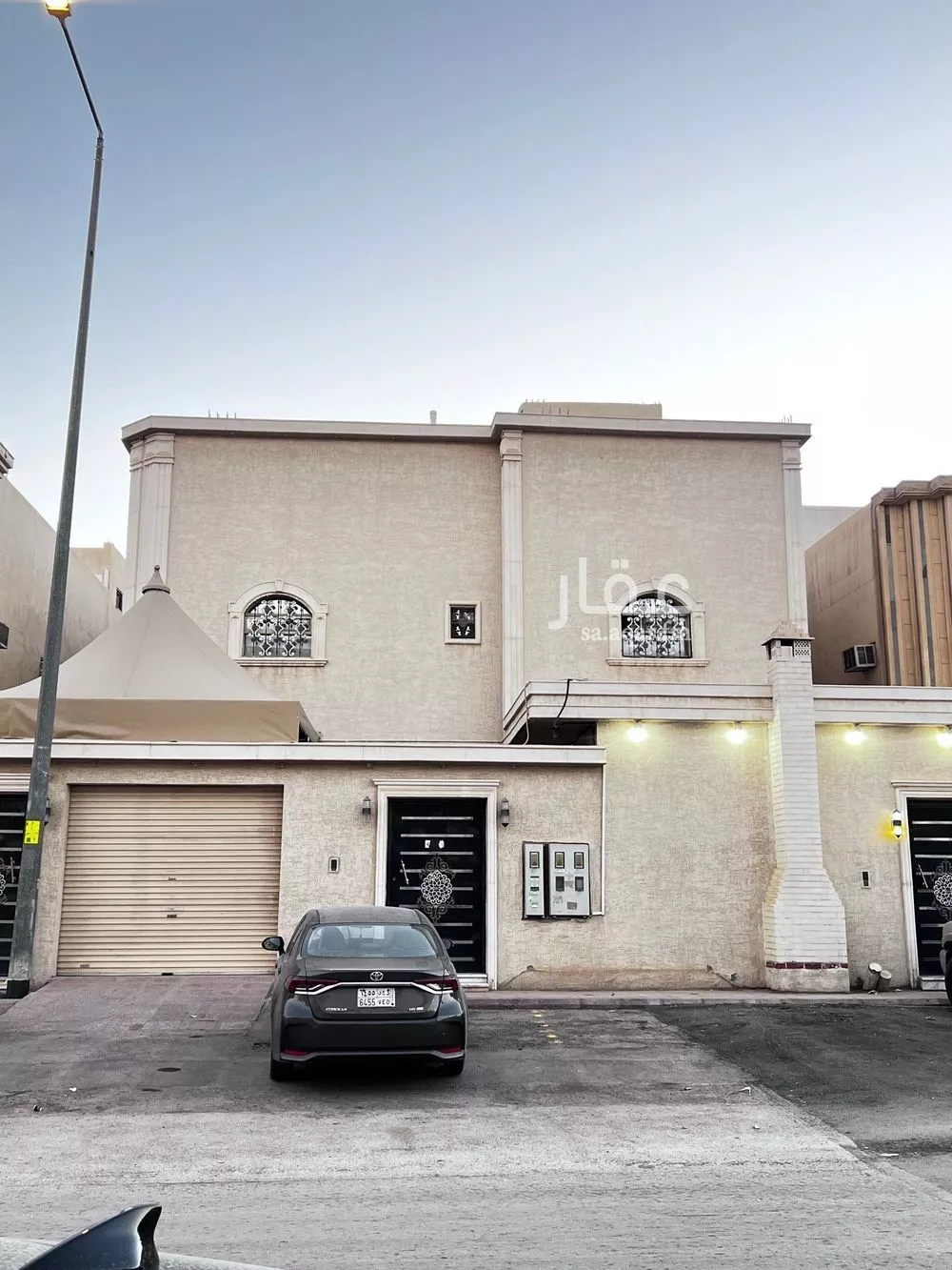 فيلا 5 غرف في الجنادرية