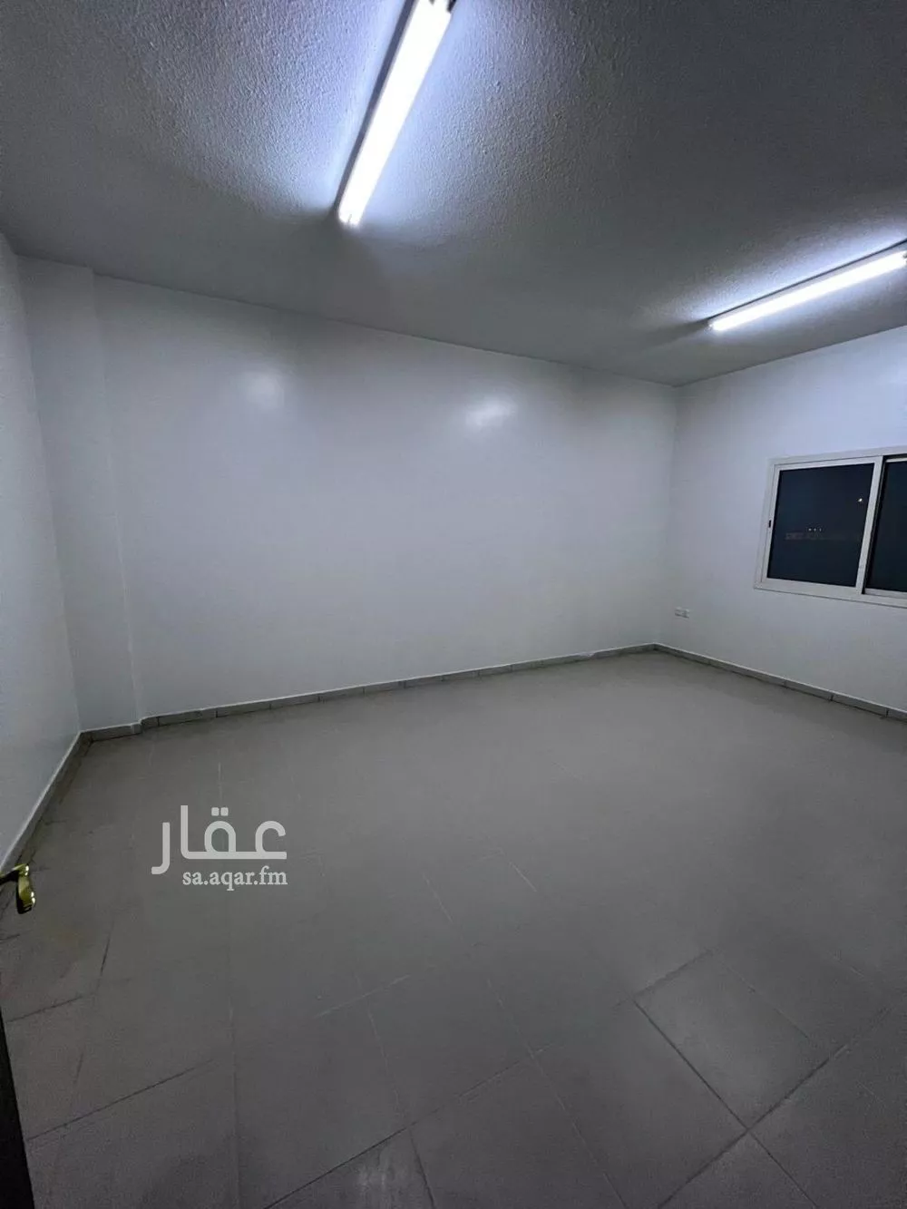 شقة 3 غرف في إشبيلية 2