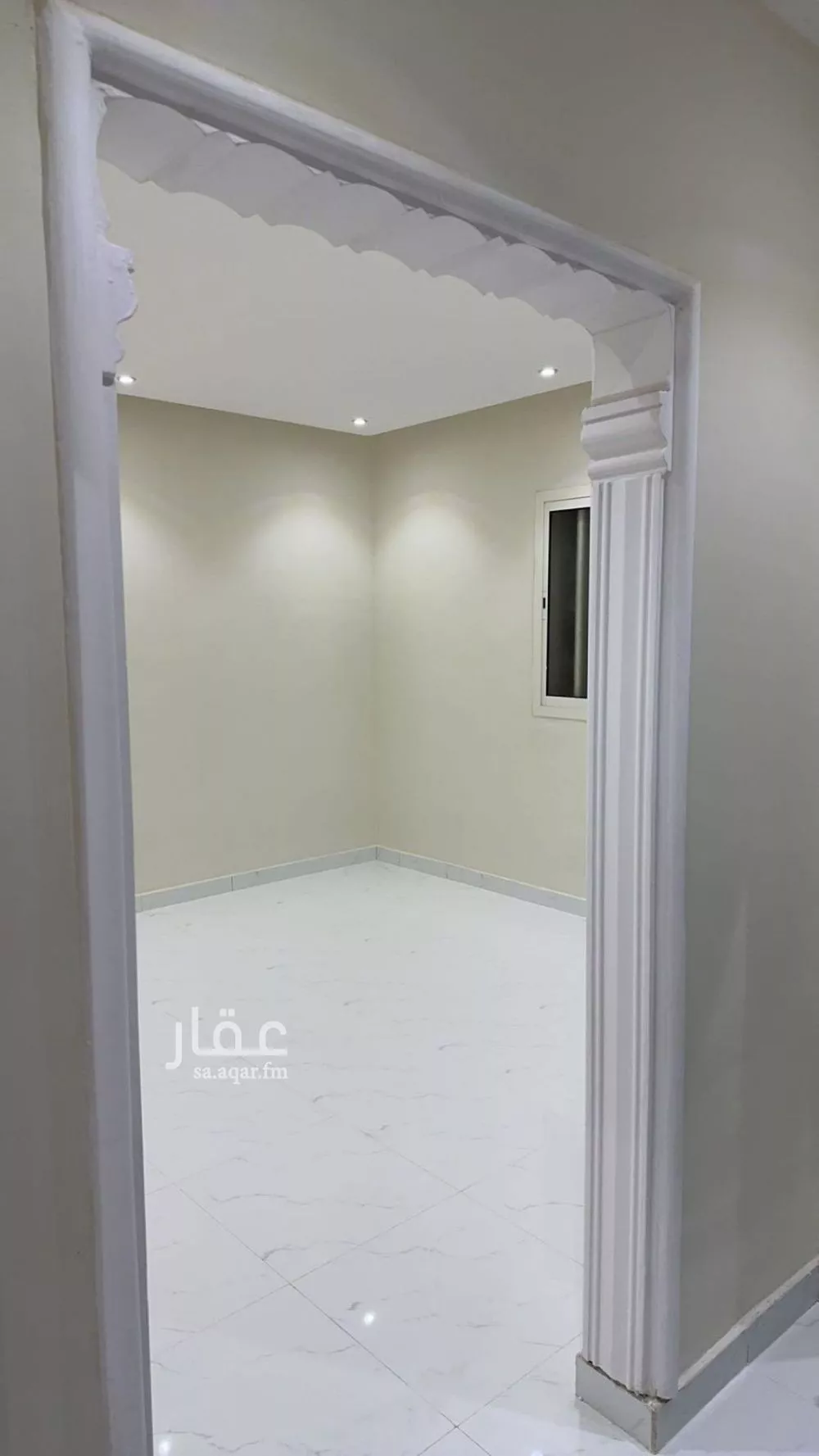 شقة 3 غرف في الرمال 5