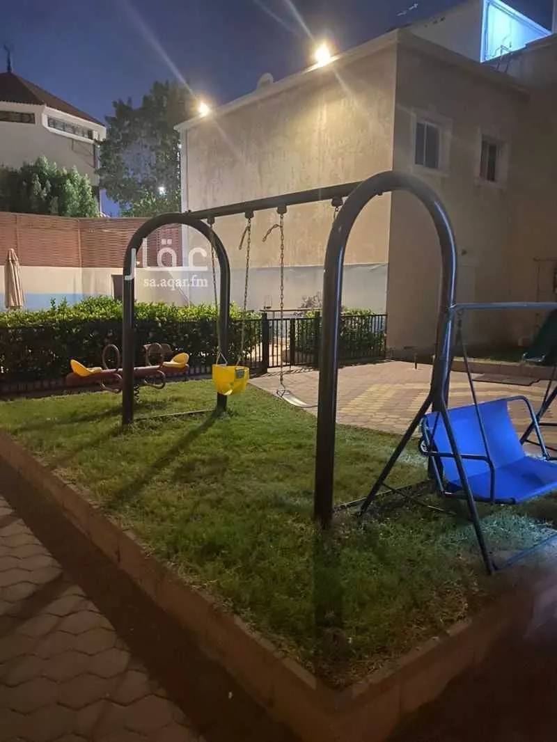 عمارة 2610 م² في الرويس 2