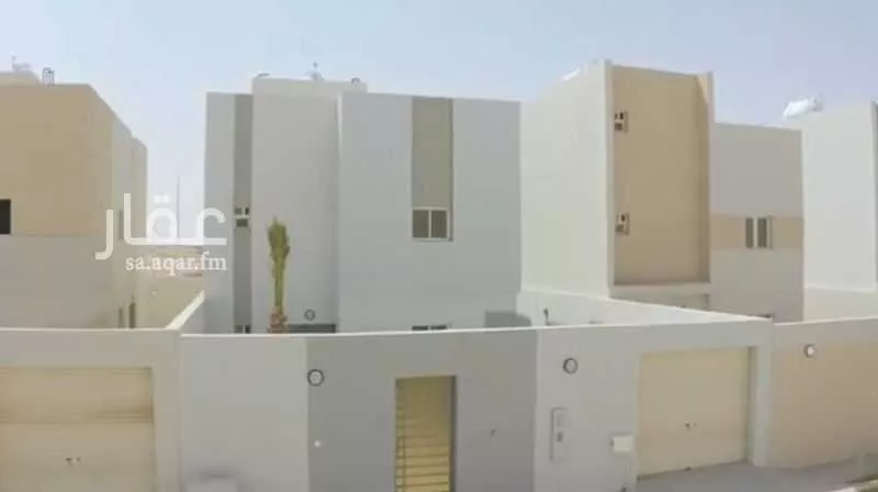 فيلا 7 غرف في الجنادرية 1