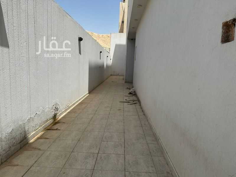 11 bedroom building in Al Aziziyah, Riyadh 2
