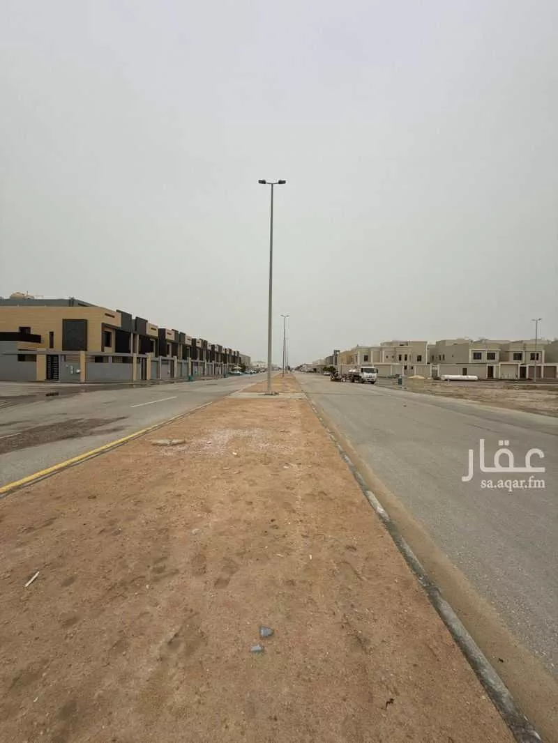 أرض 500 م² في الامواج 2