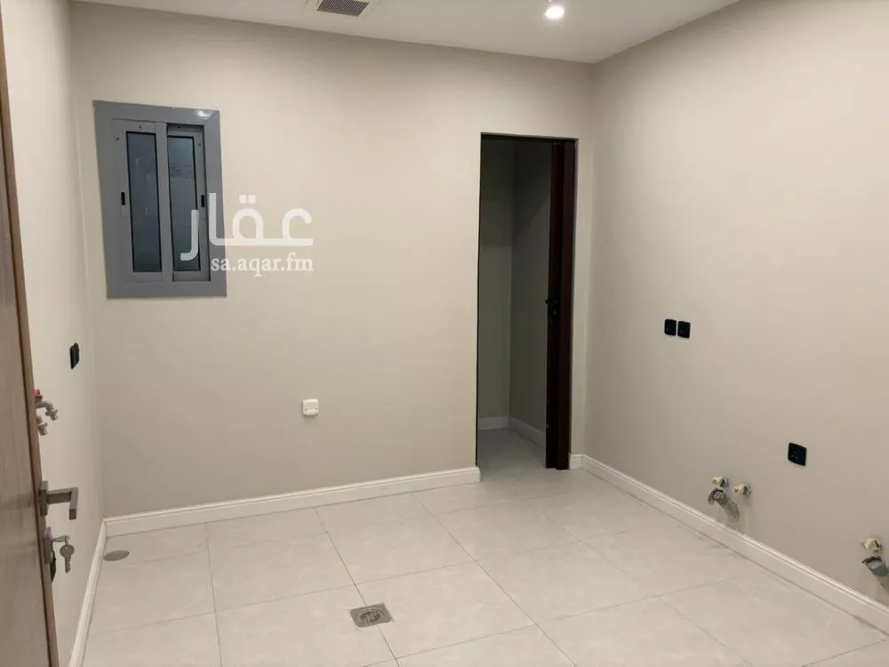 5 bedroom apartment in Al Sawari 1