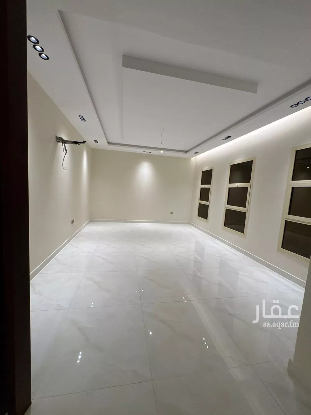 فيلا 5 غرف في الزمرد 4