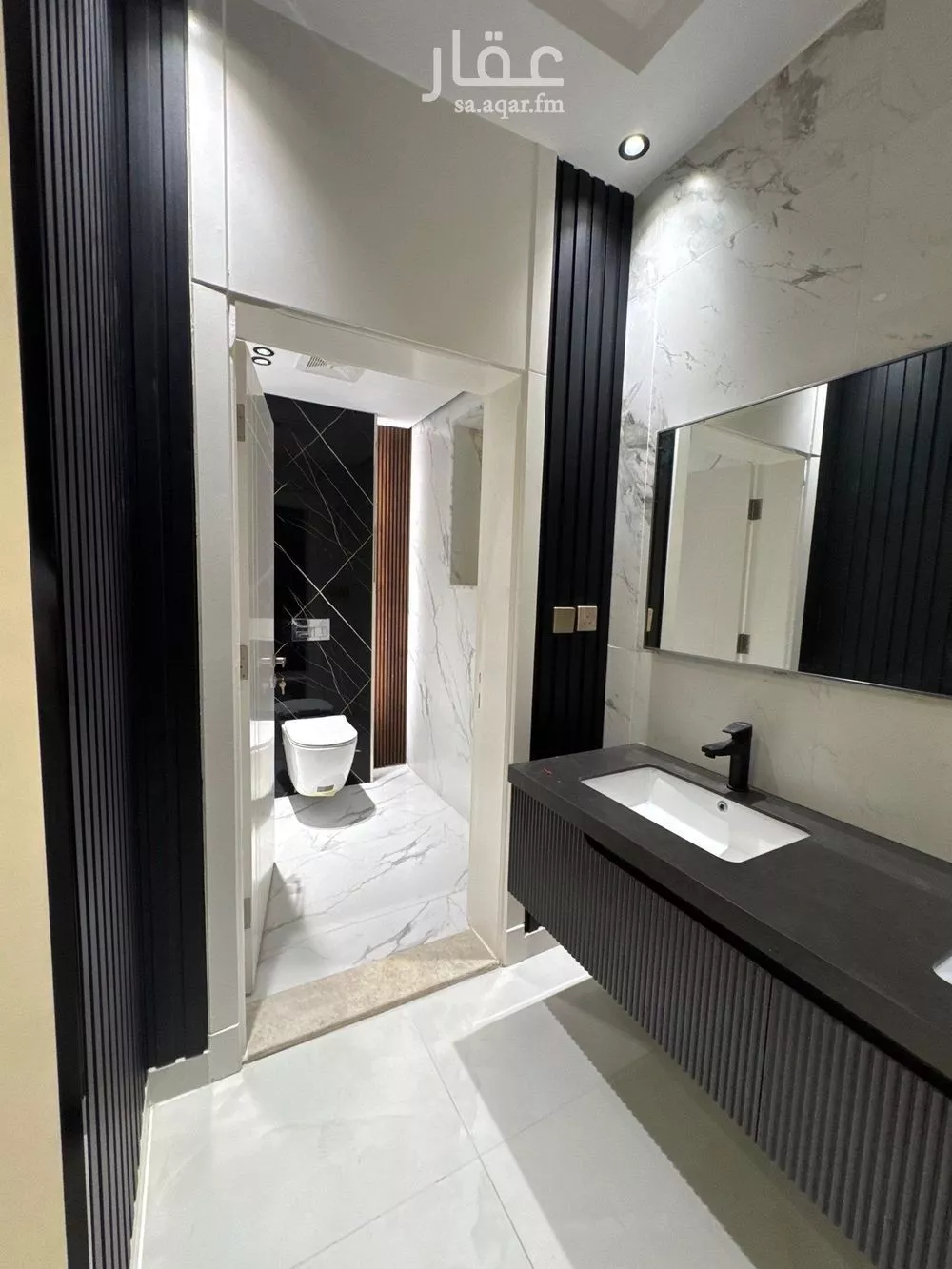 فيلا 5 غرف في الزمرد 5