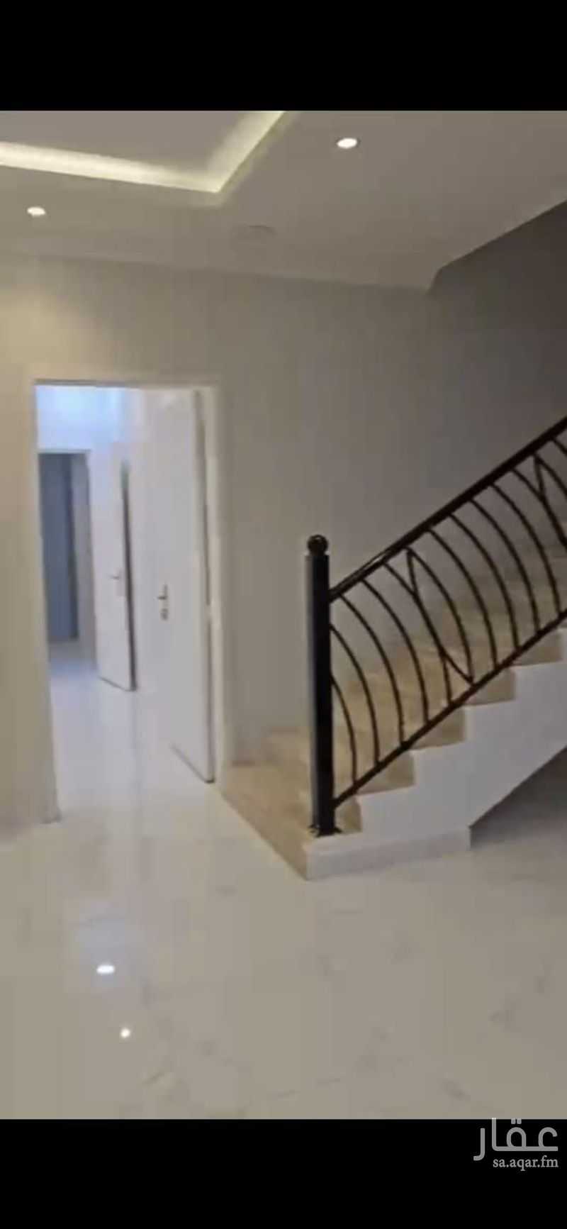 5 bedroom villa in Al Amwaj, Eastern Province 5