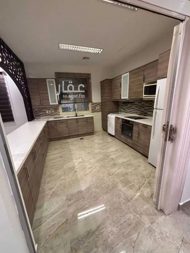 3 bedroom apartment in Al Hamra 3