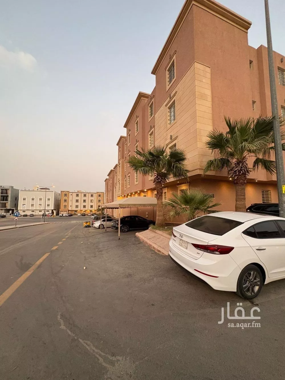 شقة 2 غرف في الملقا 2