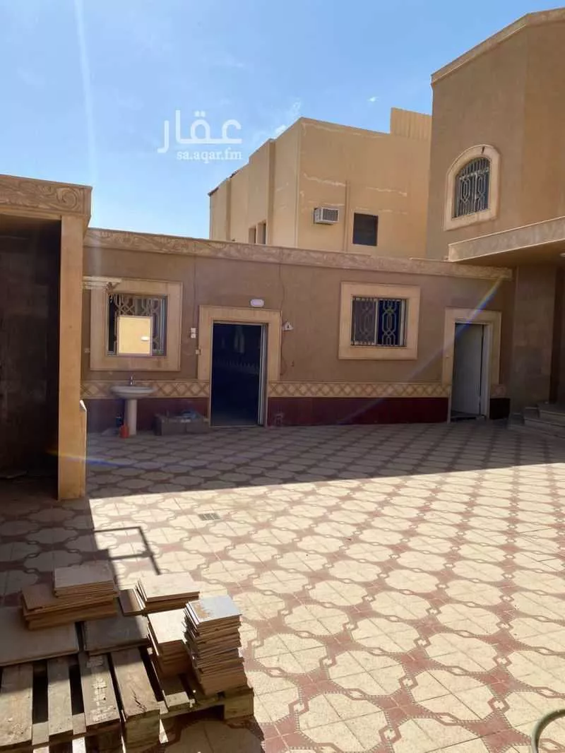 7 bedroom villa in Badr 3