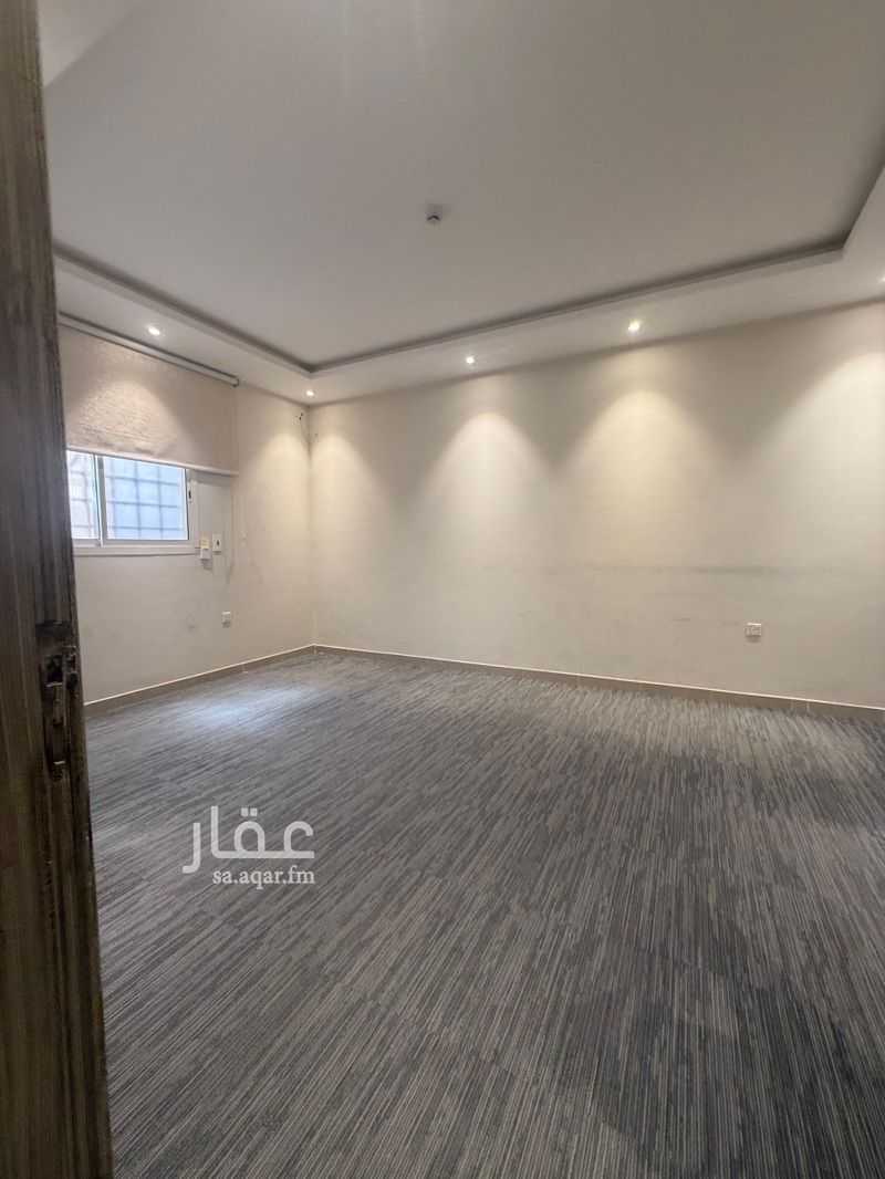 4 bedroom office in Al Sahafah, Riyadh 8