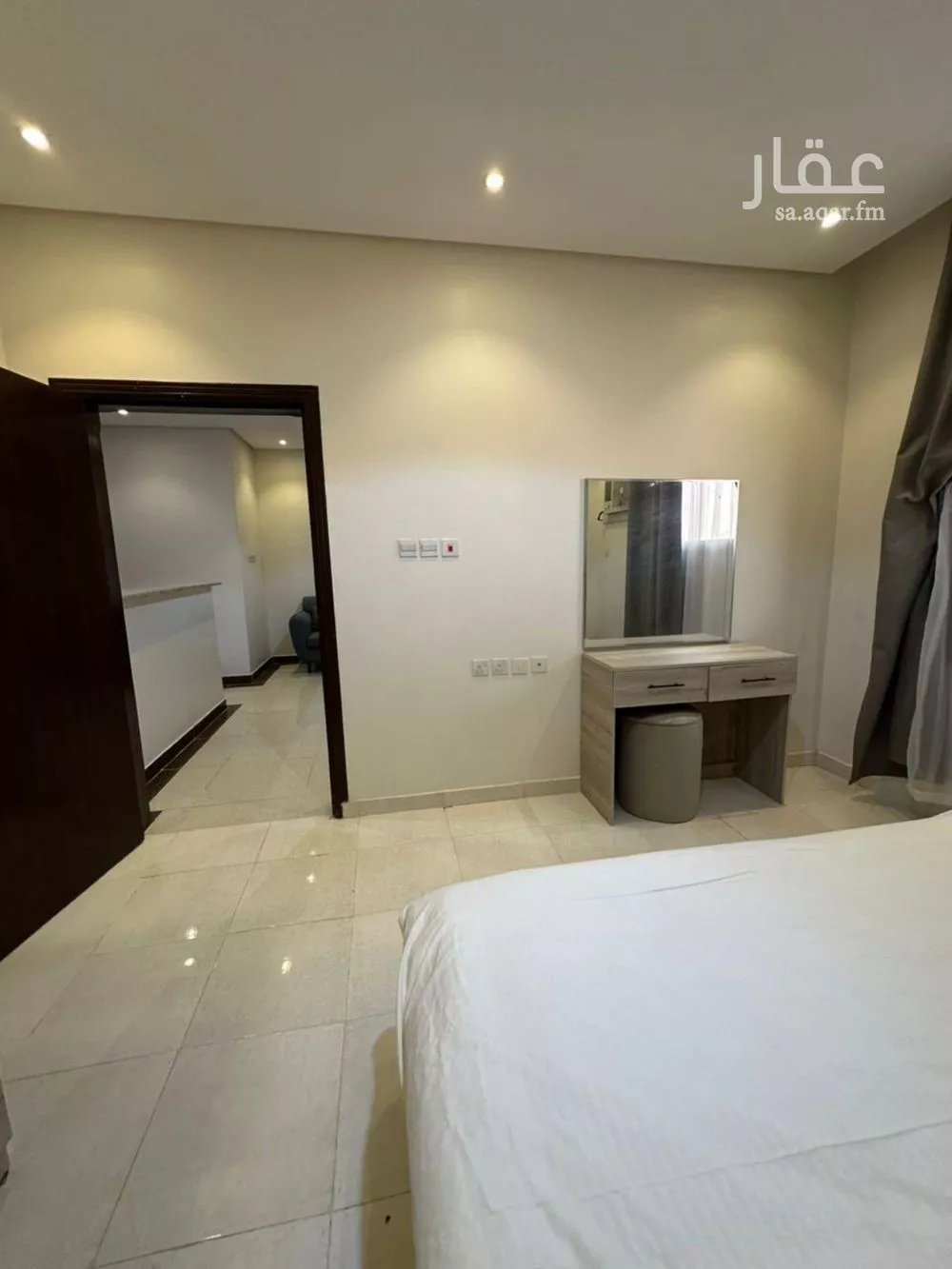 1 bedroom apartment in Al Aziziyah 3