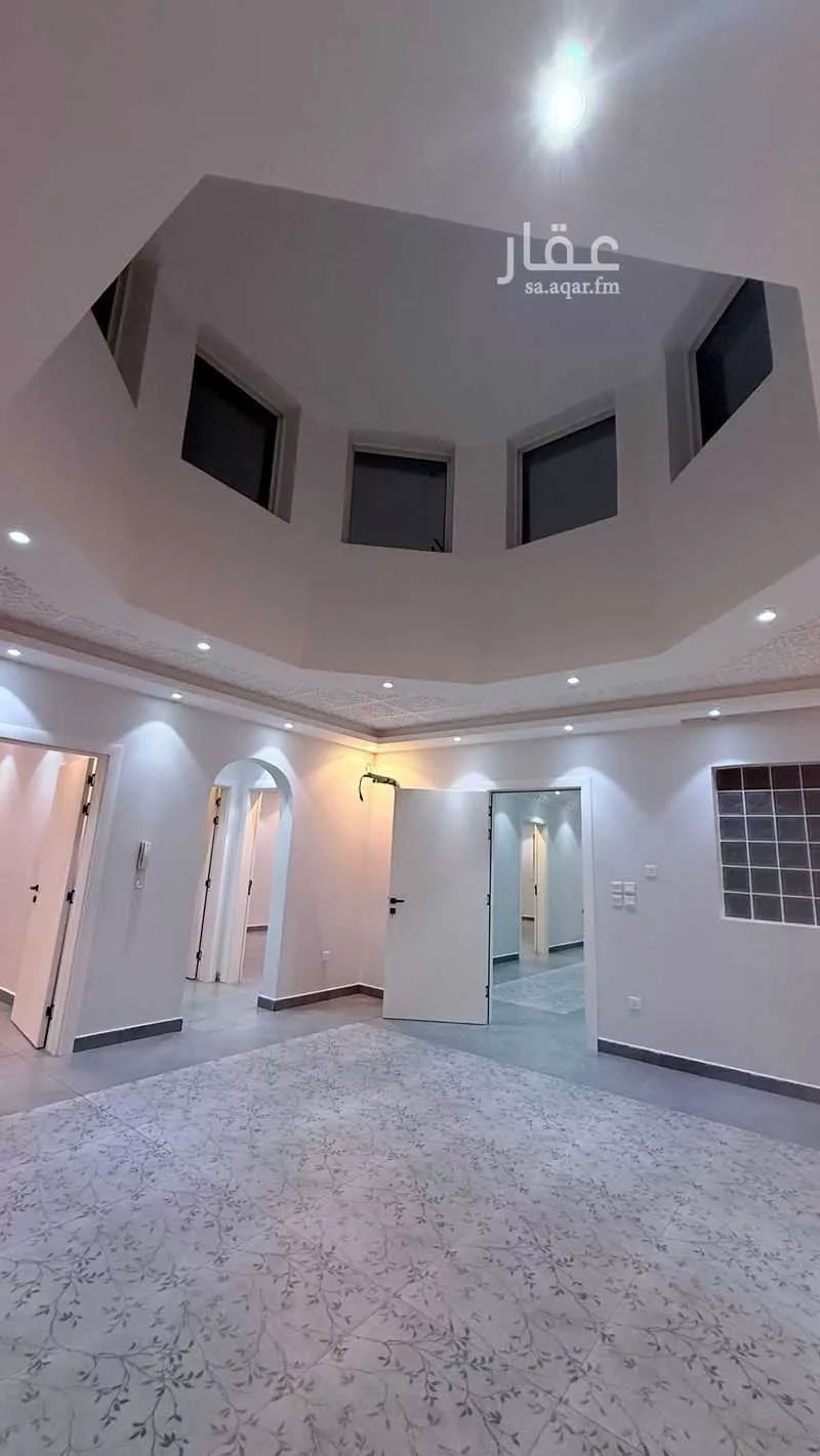 8 bedroom villa in Al Marwa, Jeddah 5