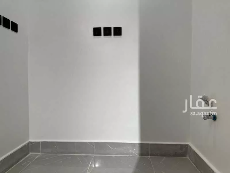 شقة 2 غرف في الملقا 1