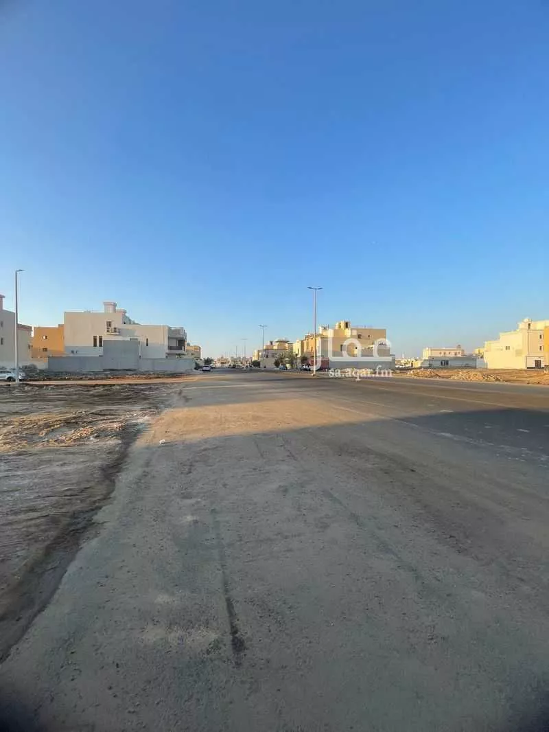 أرض 900 م² في الصوارى 3