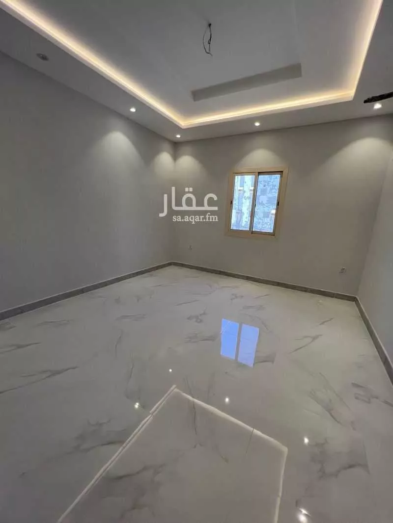 شقة 5 غرف في الصفا 3