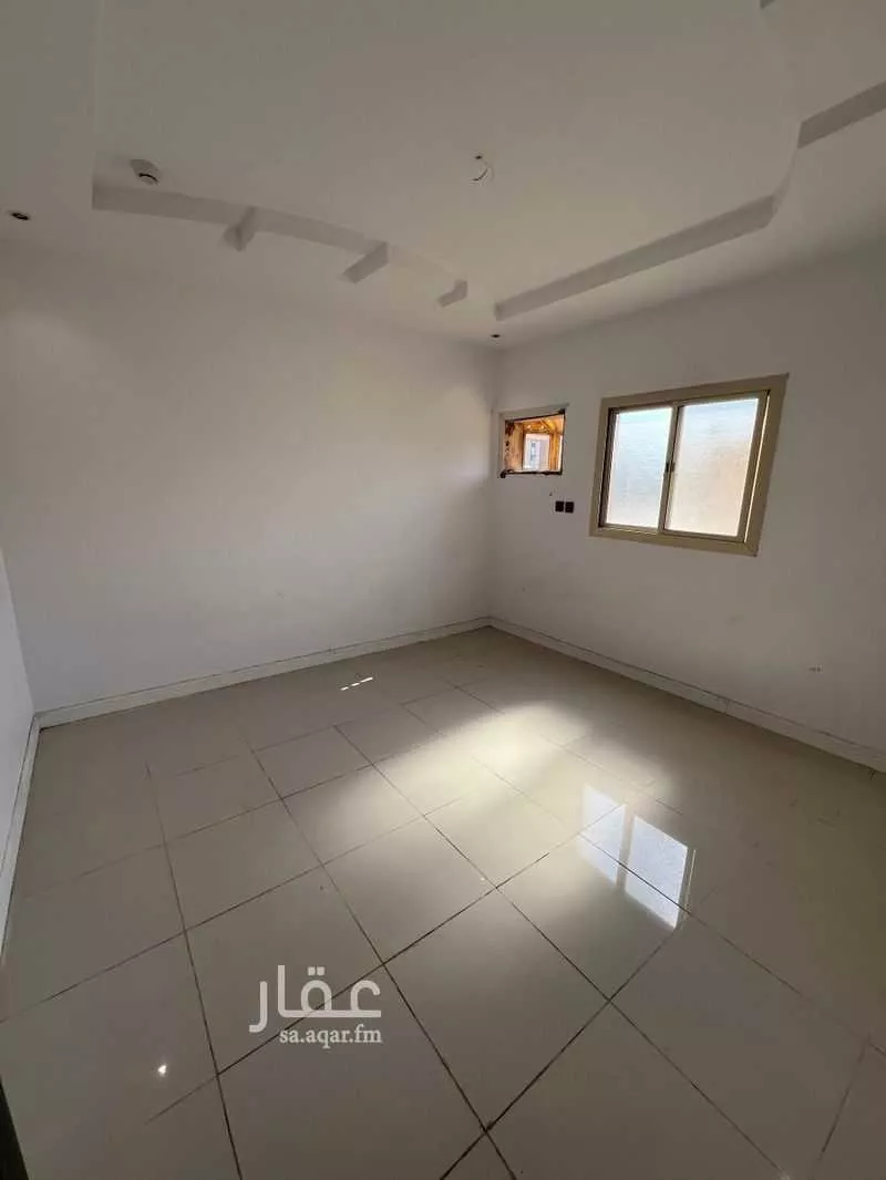 870 sqm office in Mishrifah 2