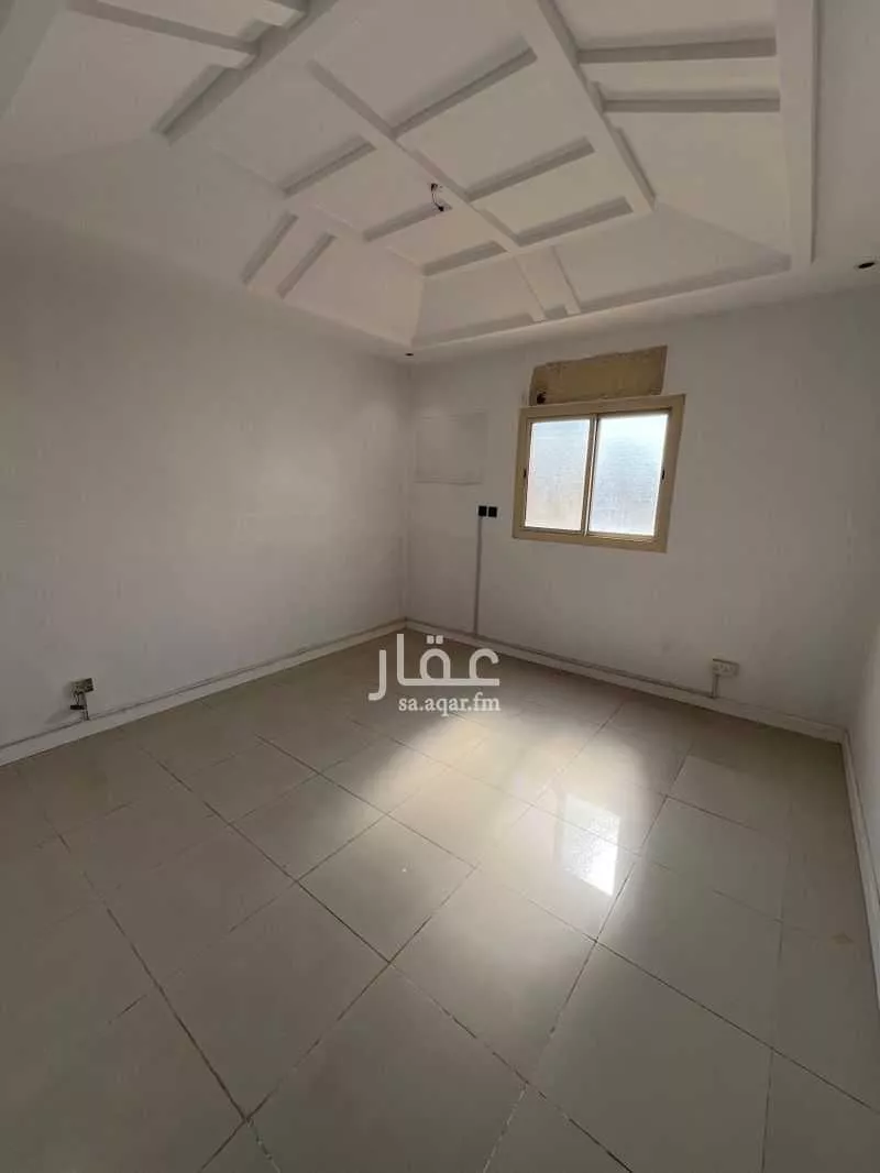 870 sqm office in Mishrifah 3