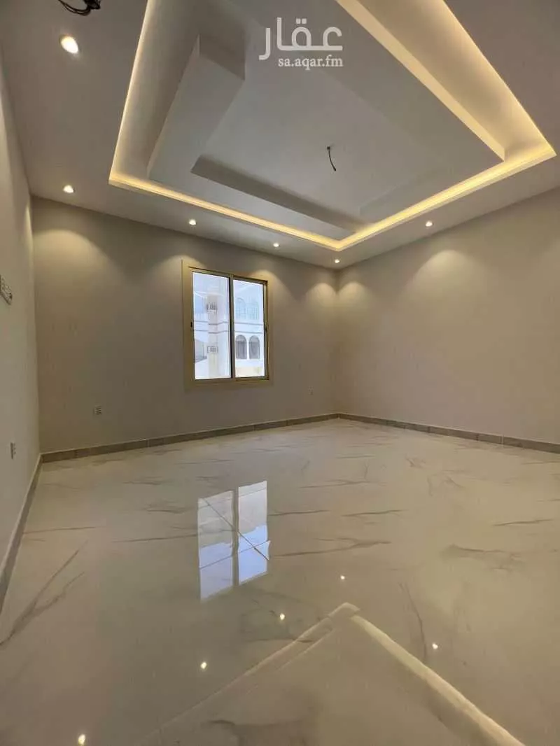 شقة 5 غرف في الصفا 4