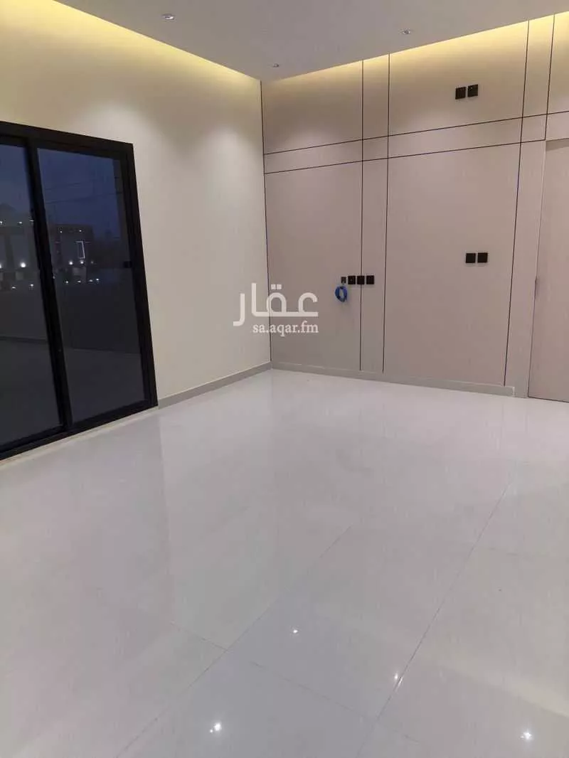 فيلا 7 غرف في الصوارى 3