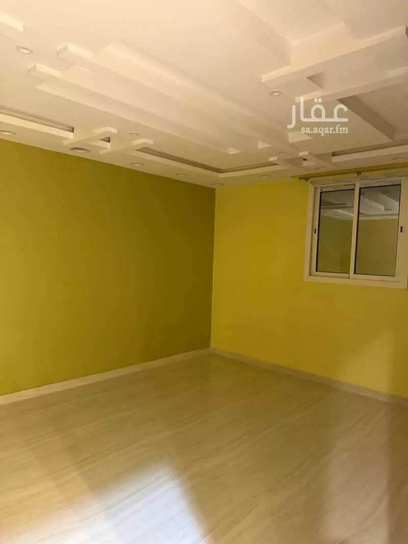 شقة 3 غرف في عرقة 2