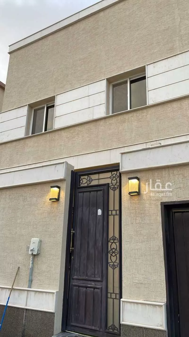 فيلا 4 غرف في العارض 3