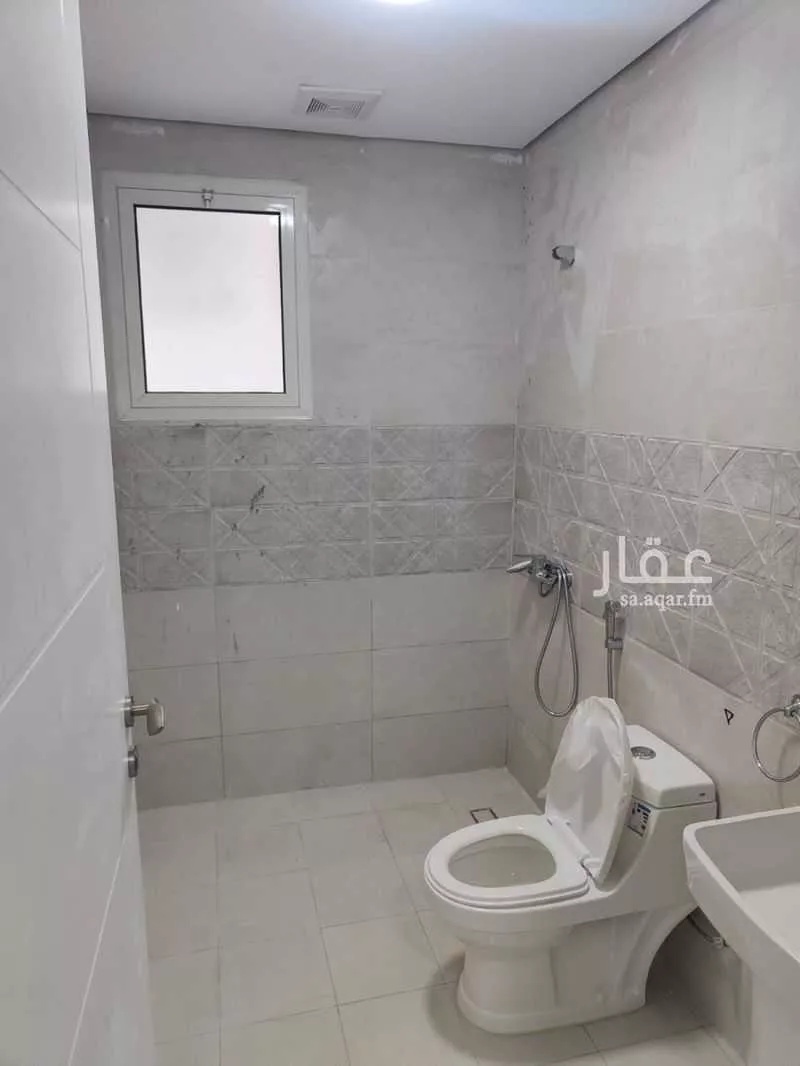 دور 5 غرف في المطار 2