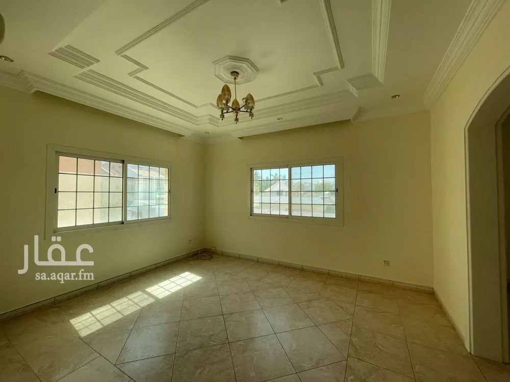 4 bedroom villa in Al Shati, Jeddah 20