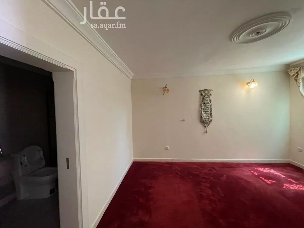 4 bedroom villa in Al Shati, Jeddah 12
