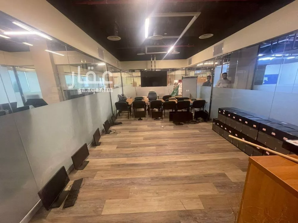 24 bedroom office in Al Sharafiyah, Jeddah 10