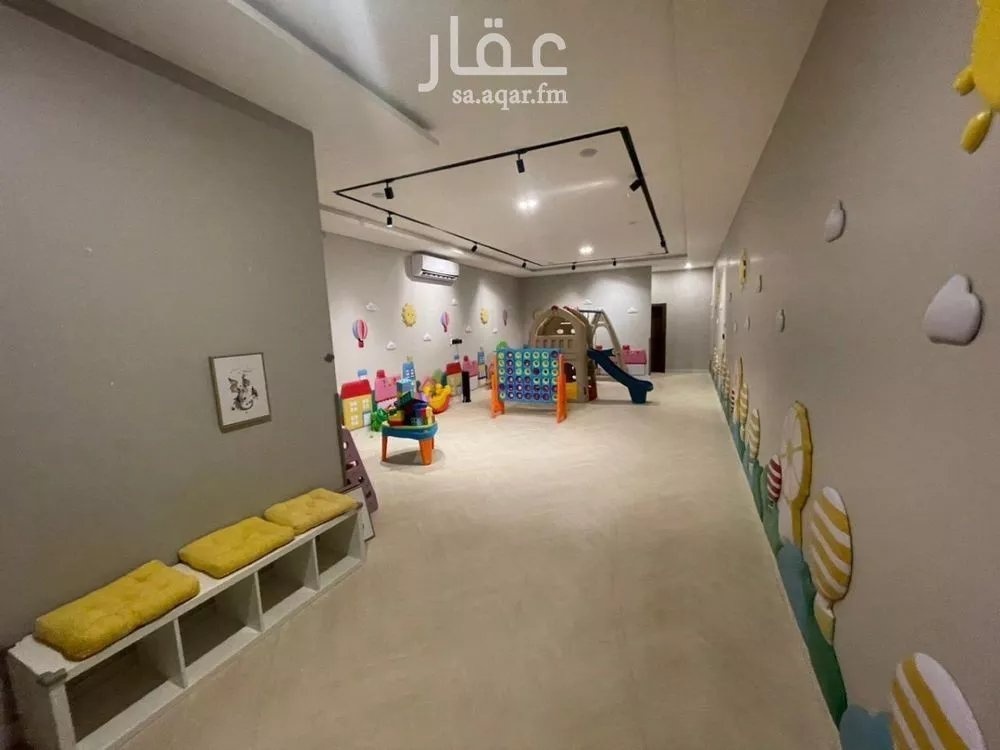 شقة 4 غرف في الروضة 2