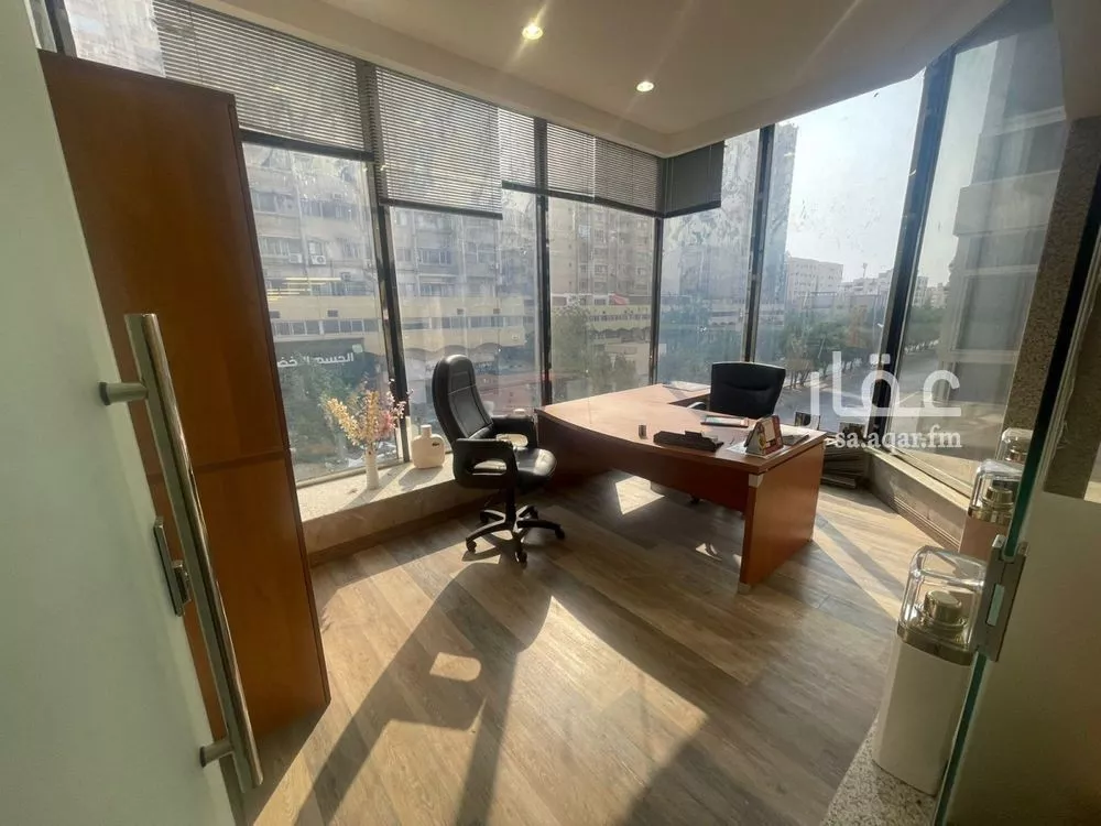24 bedroom office in Al Sharafiyah, Jeddah 8