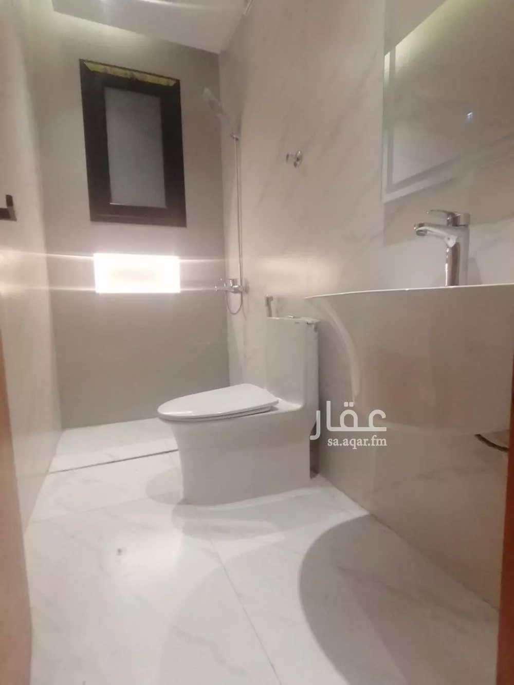 شقة 3 غرف في الروضة 2