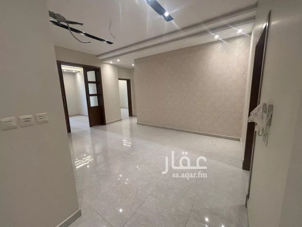 شقة 5 غرف في المروة 3