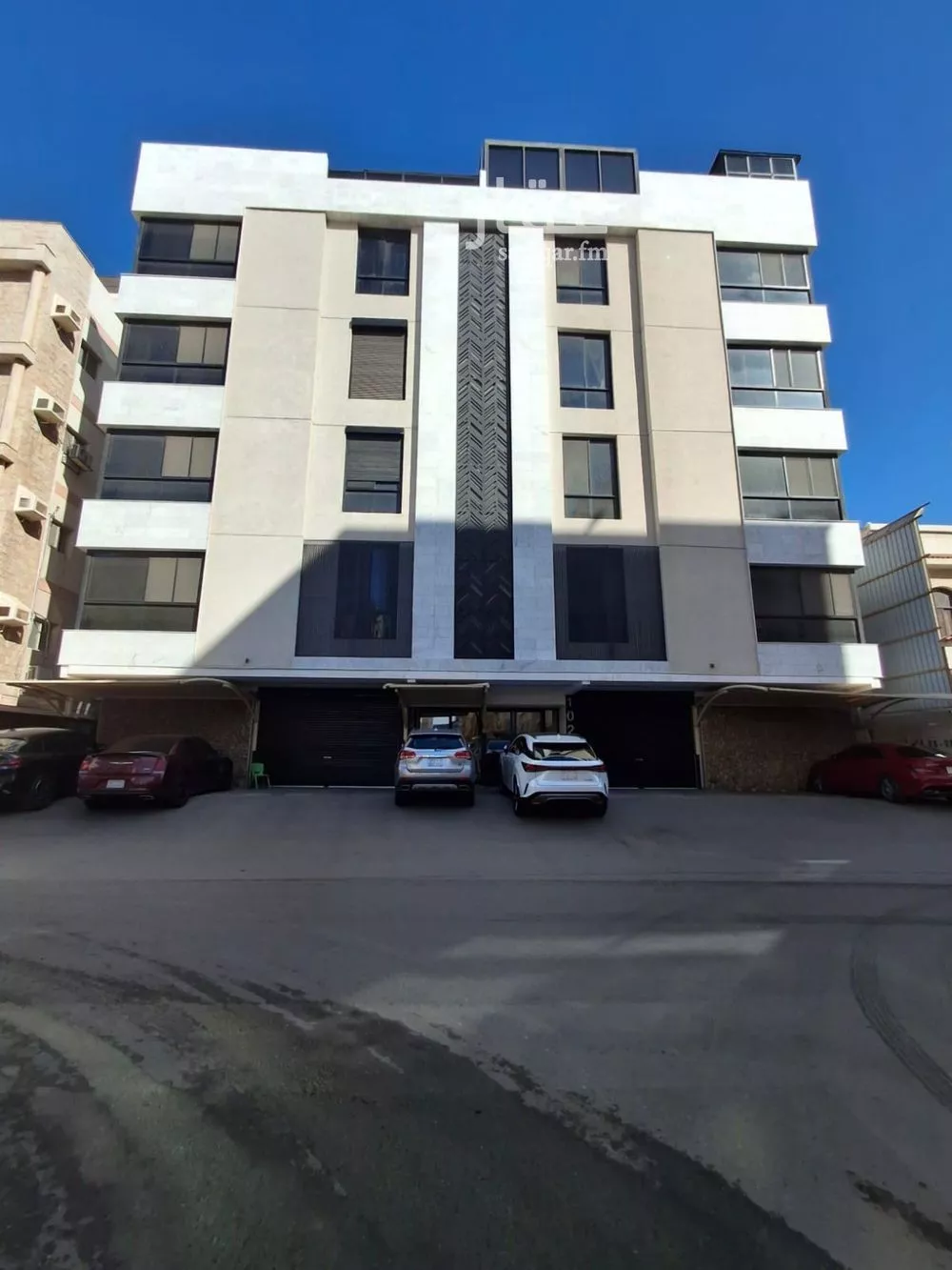 4 bedroom apartment in Al Zahra 1