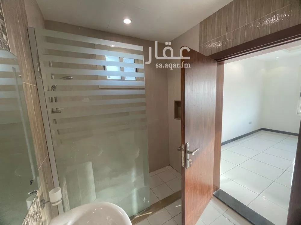2 bedroom apartment in Al Shiraa, Jeddah 6