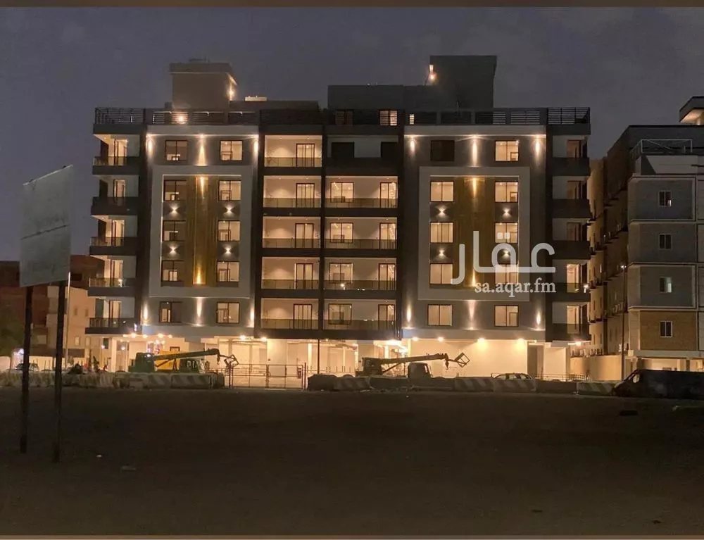 شقة 4 غرف في الروضة 1